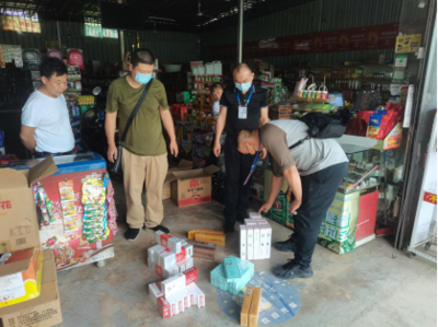 景洪市市場監管局聯合市煙草局開展煙草市場專項檢查，強化煙草制品零售監管